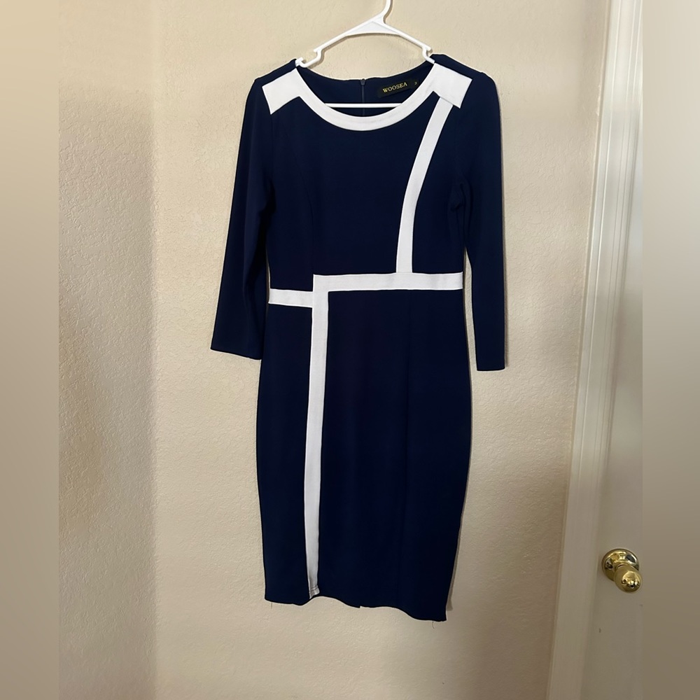Navy & white 3/4 sleeve dress